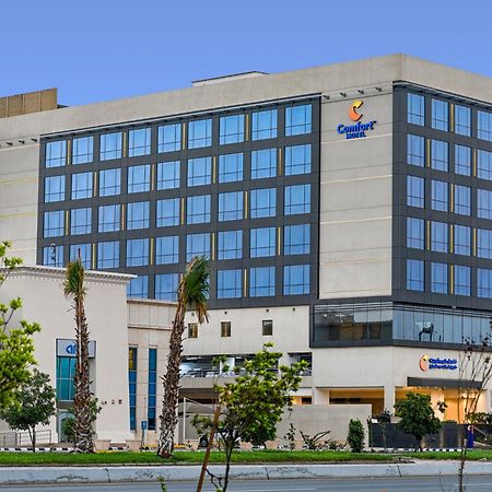 Comfort Hotel Jeddah King Road Exterior photo
