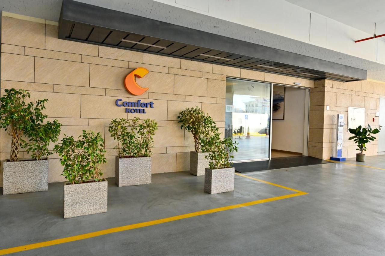 Comfort Hotel Jeddah King Road Exterior photo
